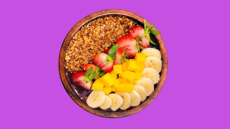 Mango Peanut Berry Bliss
